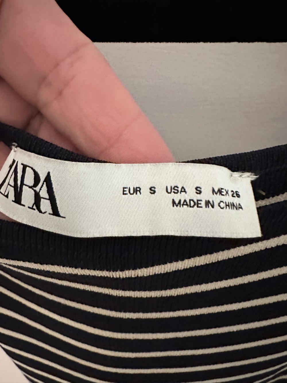 Zara S Junior puff off the shoulder sleeve navy-white stripe stretch midi dress - Picture 5 of 11